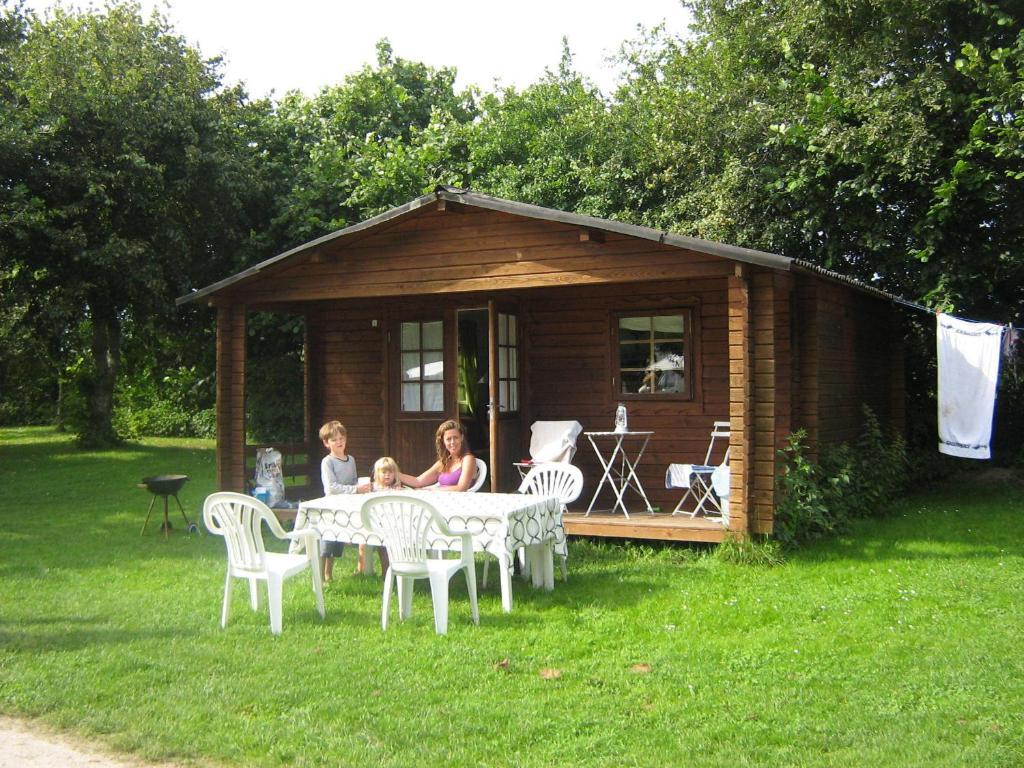 Hjemstavnsgardens Camping & Cottages Glamsbjerg Habitación foto
